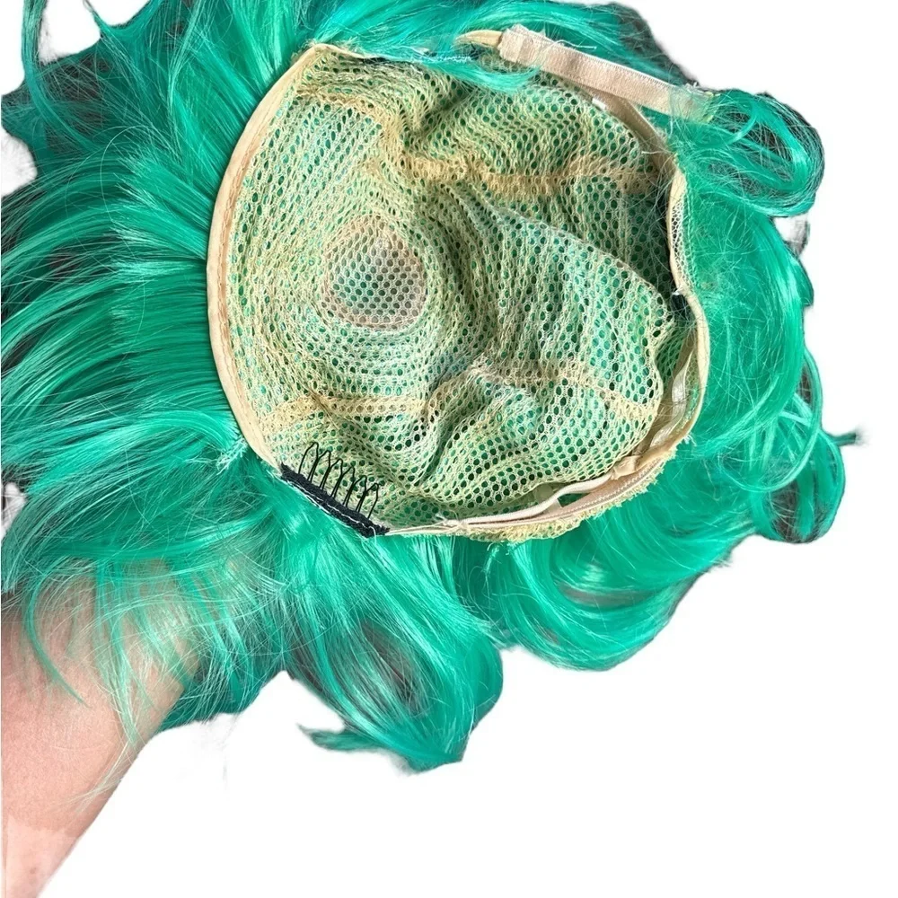 Neon Green Bob Wig with Bangs – Short Cosplay Costume Party Hair – Halloween